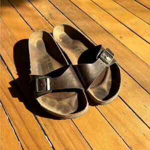 Birkenstock Madrid Women’s Size 40 (Size 9)